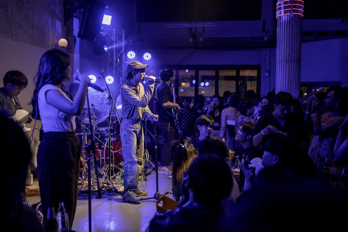 Photo 7 of 41 — A Night with Gun Charlie at LATE NIGHT TALKING MUSIC BAR Chiang Mai · MAFIA.NIMMAN