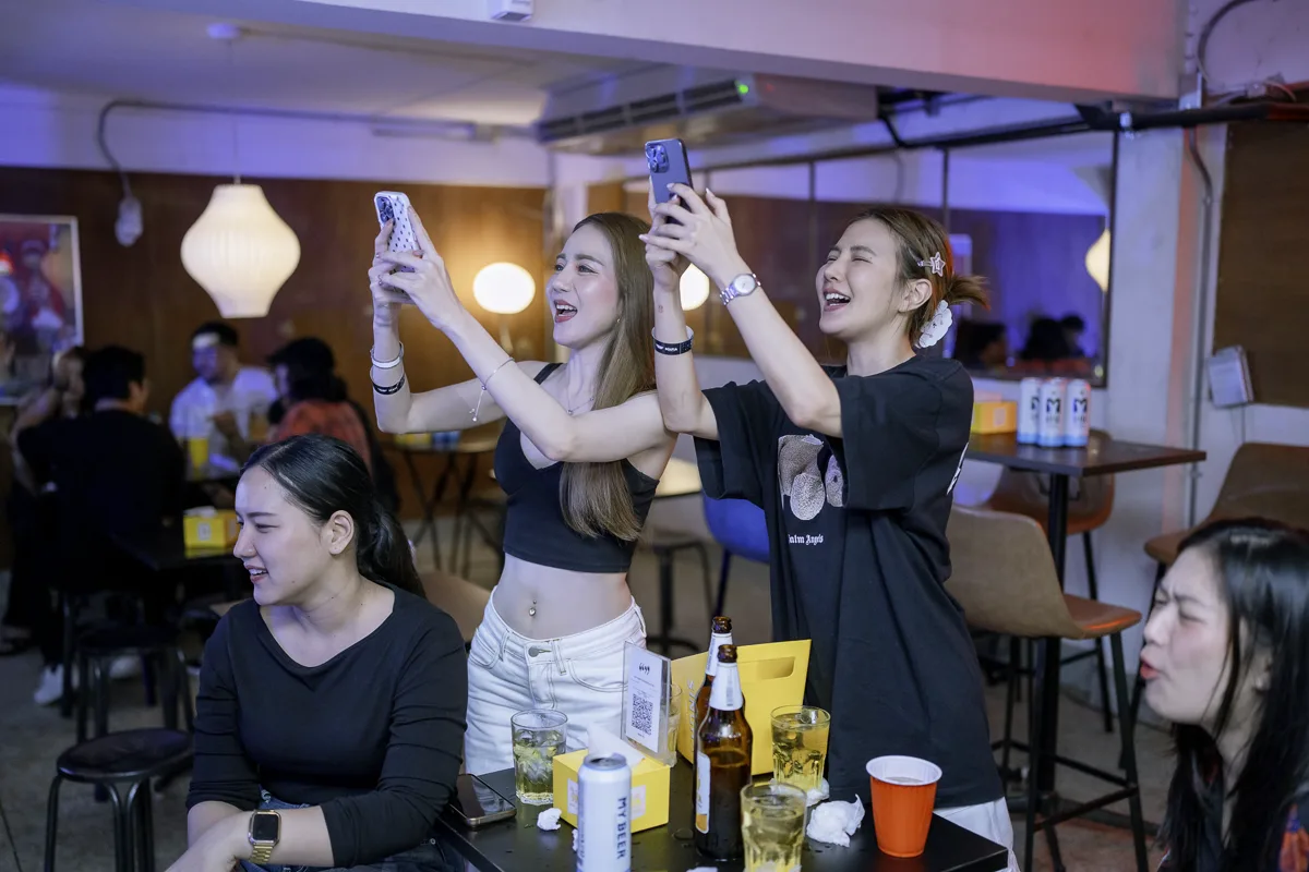 Photo 19 of 41 — A Night with Gun Charlie at LATE NIGHT TALKING MUSIC BAR Chiang Mai · MAFIA.NIMMAN