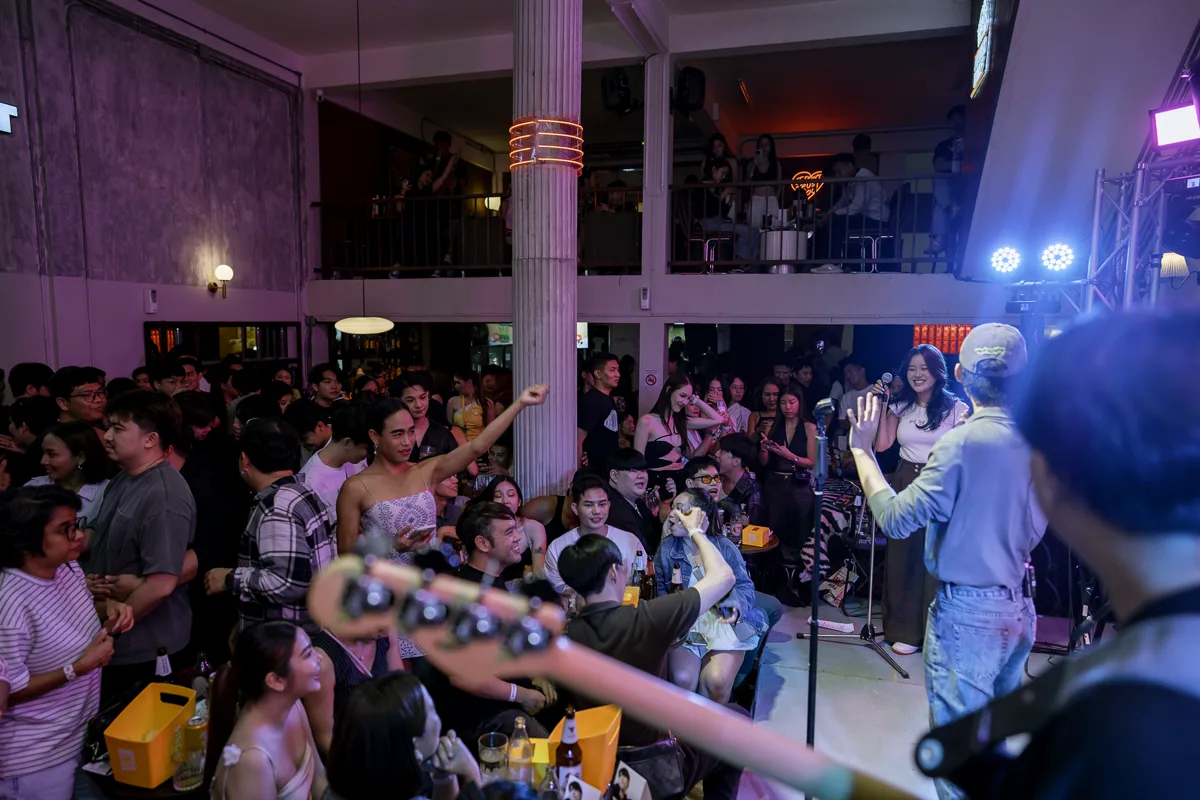 Photo 30 of 41 — A Night with Gun Charlie at LATE NIGHT TALKING MUSIC BAR Chiang Mai · MAFIA.NIMMAN